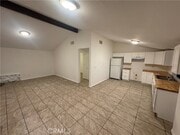 Photo - 1396 Garnet St