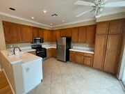 Photo - 958 Mendocino Dr House