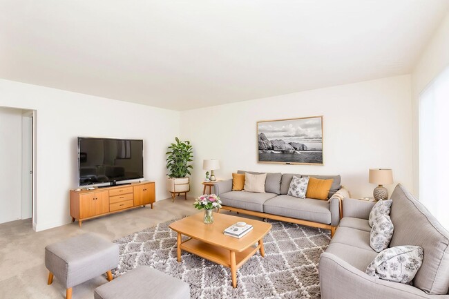3609-3611 Nile Street - 3609-3611 Nile Street Apartment Unit 3609