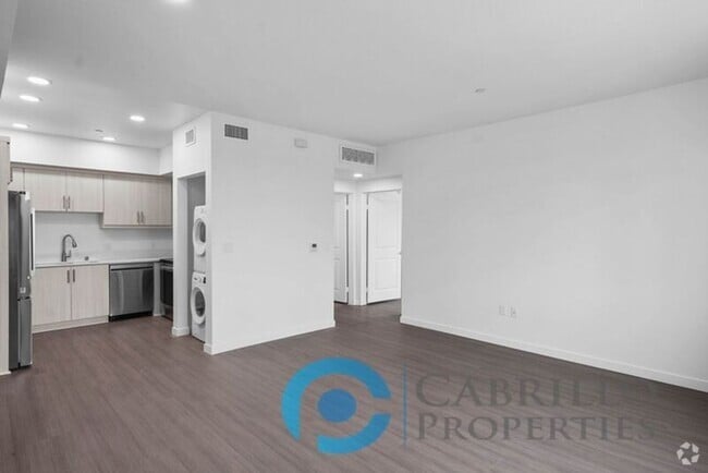 Building Photo - 2724 El Cajon Blvd Rental