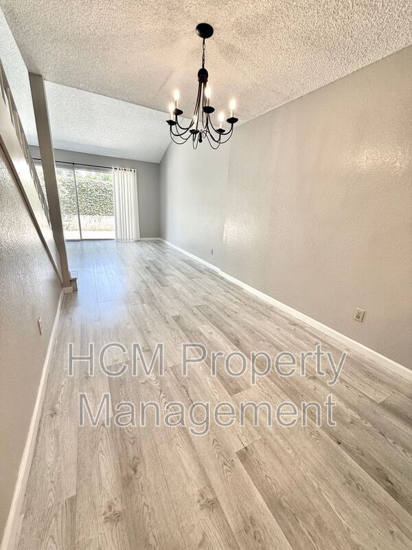 Photo - 12168 Mt Vernon Ave