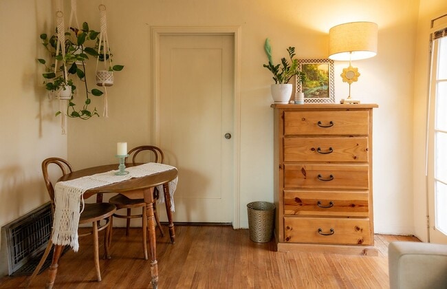 Photo - PRICE REDUCTION! 1320 1/2 E. Colton Ave. Cozy 1 bedroom, 1 bathroom Redlands Cottage!