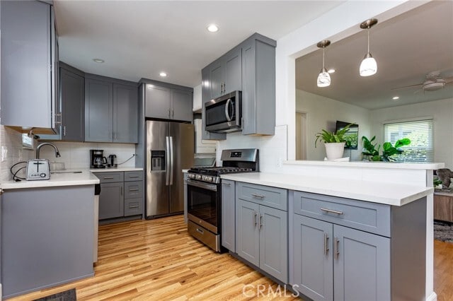 Photo - 4868 W 133rd St
