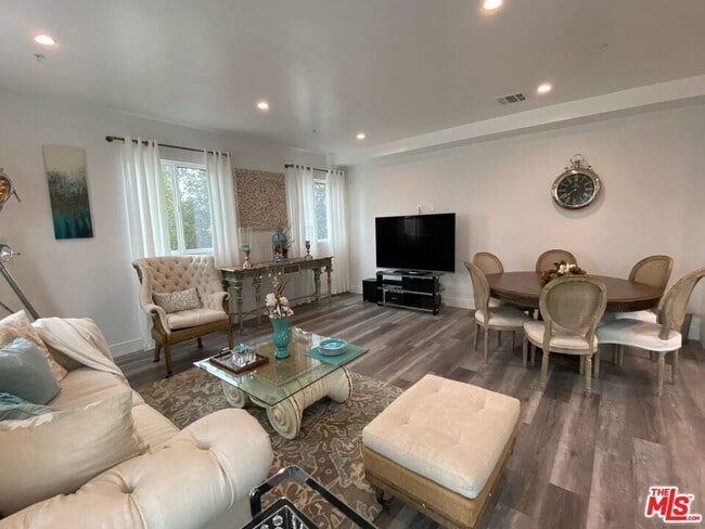 Photo - 2206 Hauser Blvd