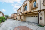 Photo - 1018 W Huntington Dr Unit B