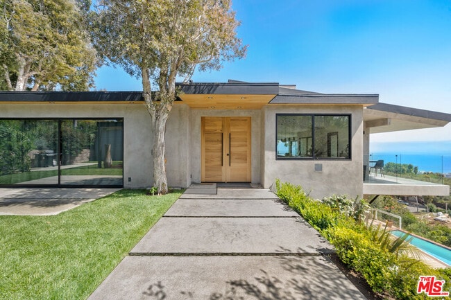 Photo - 23812 Malibu Crest Dr