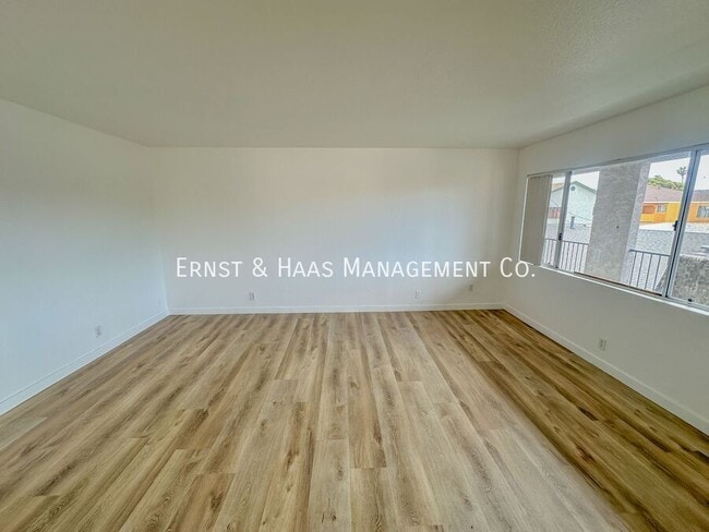 Photo - 1080 St Louis Ave Unit #301