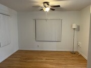 Dining room - 1712 N Pepper St