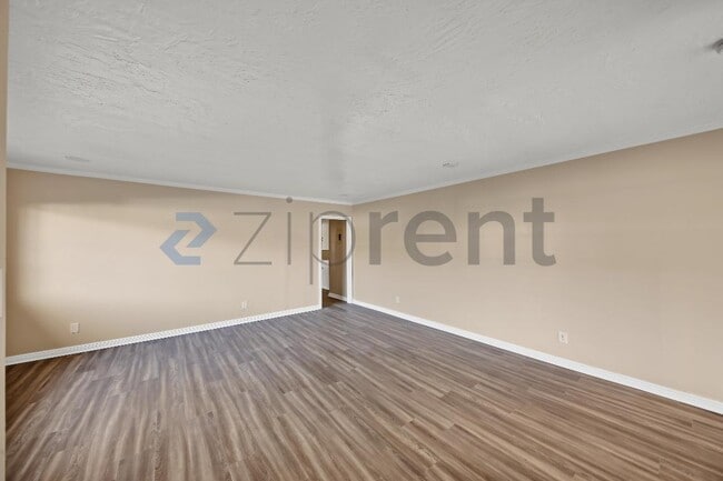 Photo - Unit 1