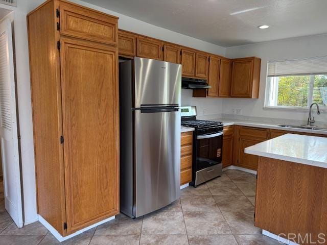 Photo - 635 Woodward St