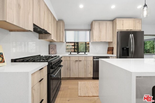 Photo - 27357 Pacific Coast Hwy