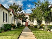 Photo - 5649 Huntington Dr N