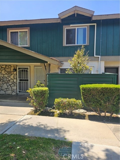 Building Photo - 8172 Ferguson Green Rental