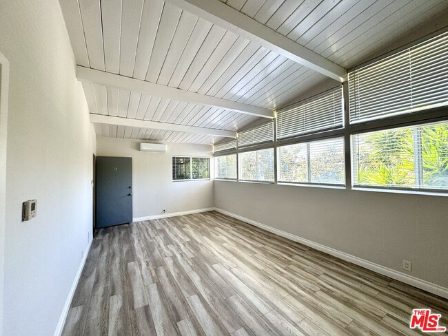 Photo - 226 S Gale Dr Unit C