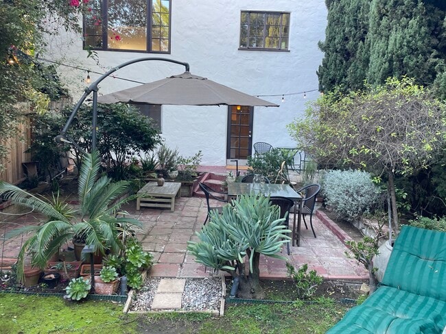 Photo - 2170 Vista del Mar St Unit Garden Studio