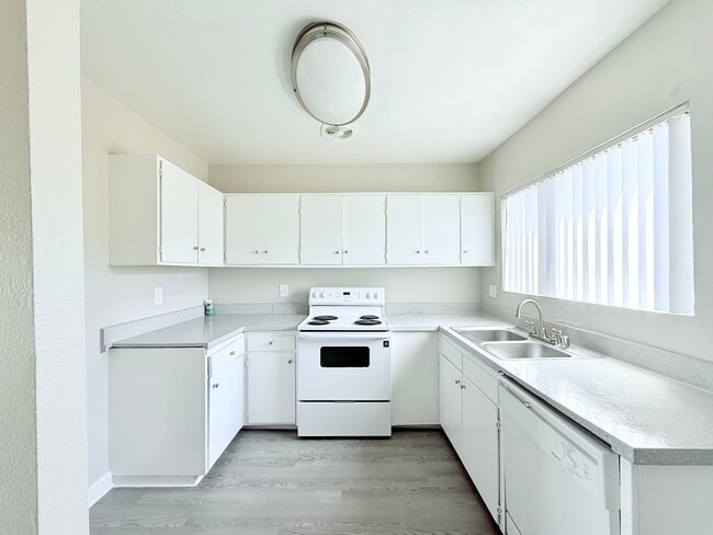 Photo - Seaport Village