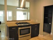 Photo - 122 Roycroft Ave Townhome