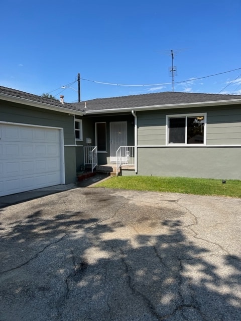 2 Car Garage. - 18033 Glenburn Ave