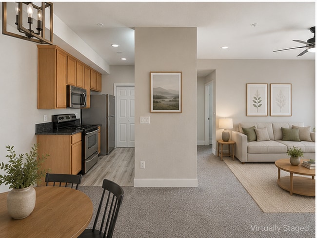 Building Photo - 2 Bedroom 2 Bathroom Condo in the Heart of Canyon Crest, Riverside! Unit 19