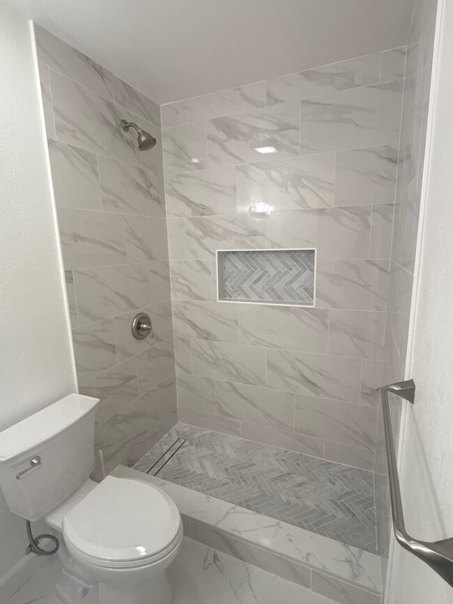 Photo - 1046 N Vista Ave Unit D Upstairs Rialto CA