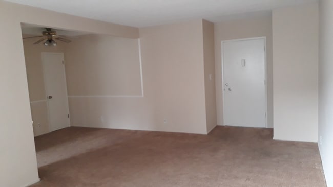 Photo - 4450 Murietta Ave Unit 17