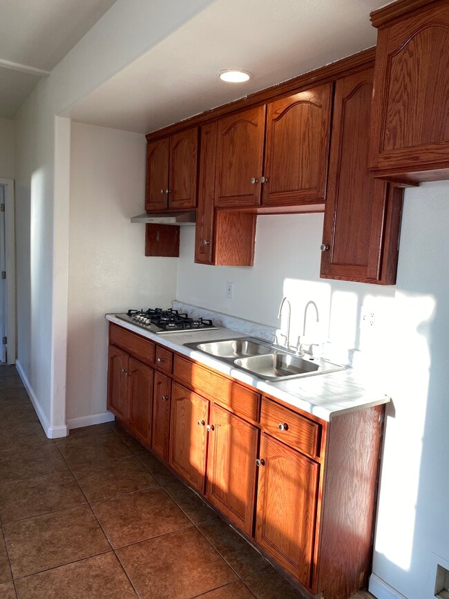 Photo - 1079 Center St Unit 1