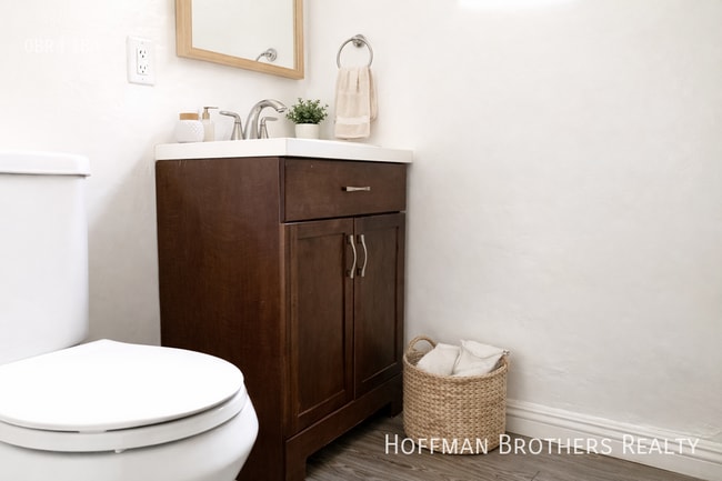 Photo - 1031 S Westlake Ave Unit 9