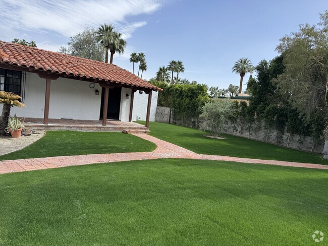 Building Photo - 954 N Patencio Rd Rental