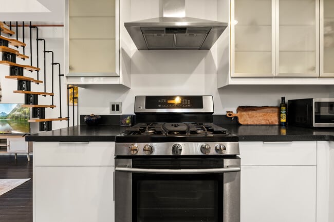 Photo - 21487 Encina Rd