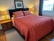 Comfy queen bed - 5121 September St House