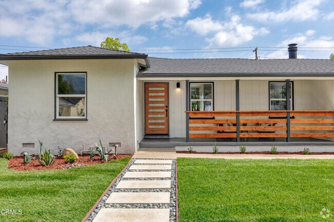 Building Photo - 3210 Las Lunas St Rental