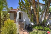 Photo - 448 Westmount Dr