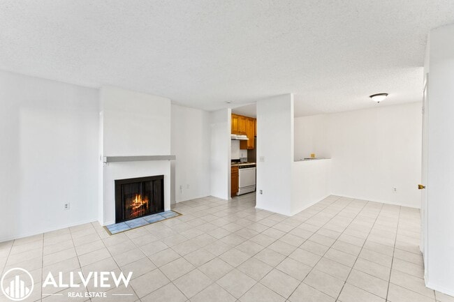 Photo - 16611 Jib Cir Unit 2