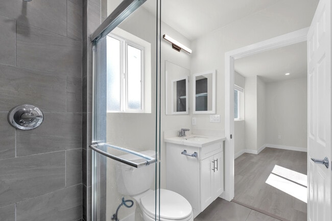 Photo - 1575 Manning Ave Unit 1577.5