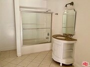 Photo - 726 S Santa Fe Ave