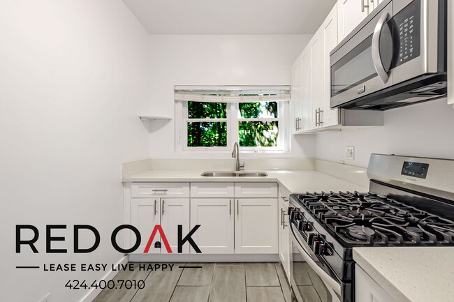 Photo - 5443 Harold Way Unit 5443 1/4 #5