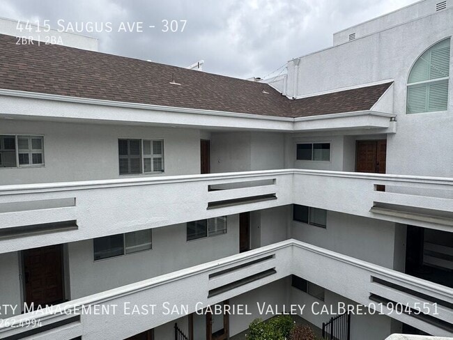 Building Photo - 4415 Saugus Ave