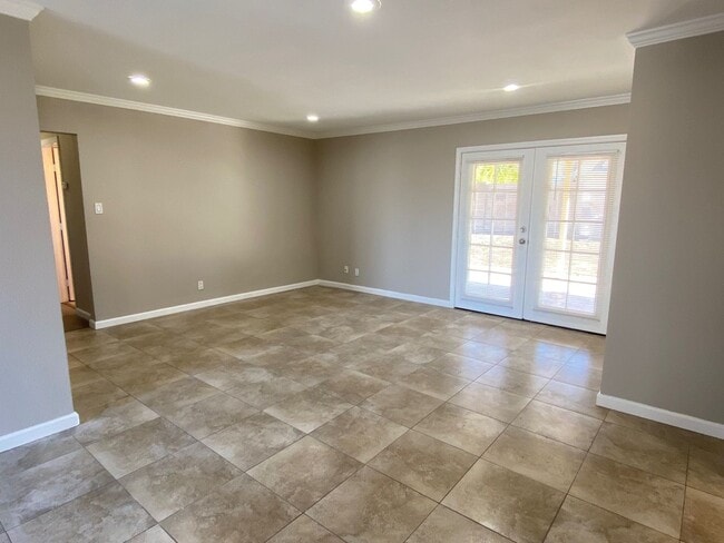 Photo - 4 Bedroom in Simi Valley