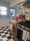 kitchen - 622 N Orange Dr Unit 622