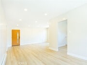 Photo - 2027 Vista Del Mar Ave Unit 6