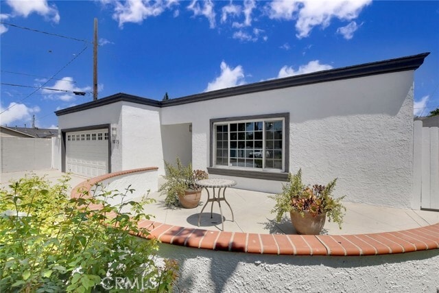 Photo - 1015 E Walnut Ave