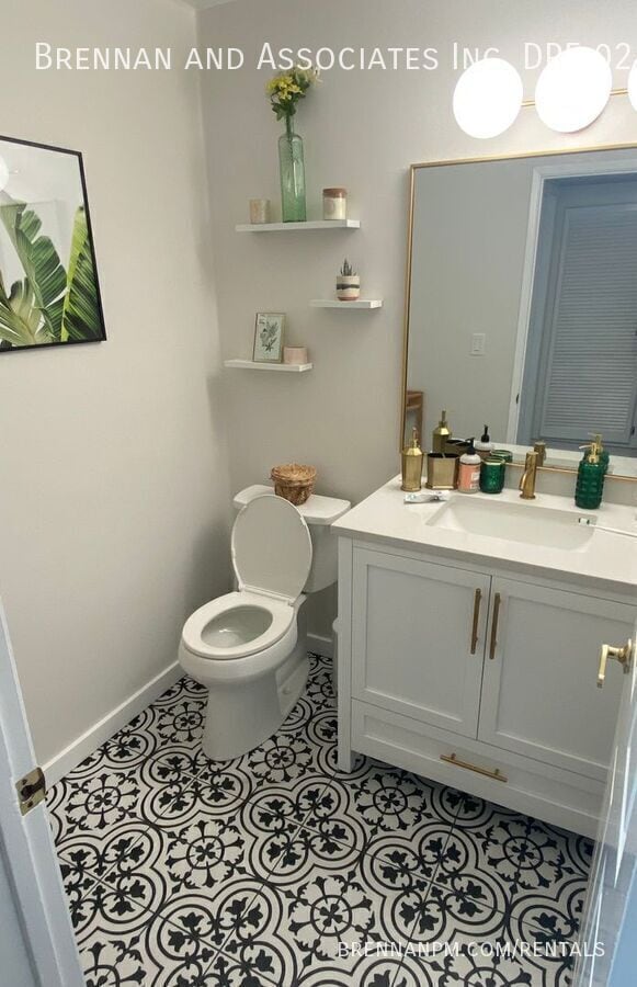 Photo - 2861 B St Unit 5