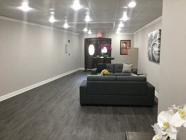 Photo - 15270 Sutton St Unit 103