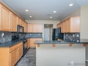 Photo - 425 S Meadowbrook Dr