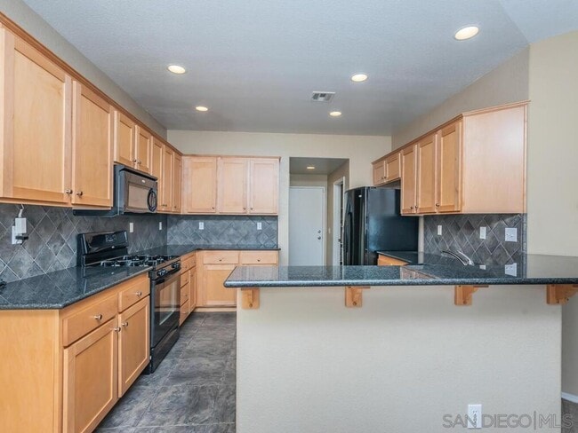 Photo - 425 S Meadowbrook Dr