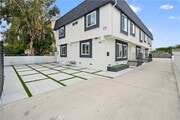 Photo - 7010 Lennox Ave Townhome