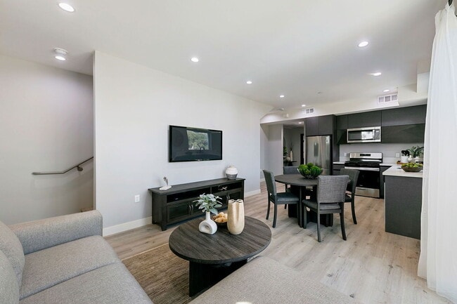 Photo - 13637 N Fellows Ave Unit .25