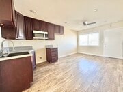Photo - 1439 W 85th St Apartment Unit 5