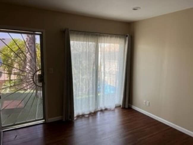 Photo - BANCROFT Unit BANCROFT #5