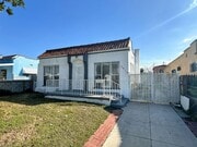 Photo - Central to everything! Move In Ready 2bd/1... House